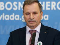 POZIV SCHMIDTU DA PONIŠTI ODLUKU: 'Smjena Hamdije Fejzića predstavlja nastavak zločina koji su tokom devedesetih godina u Srebrenici...'