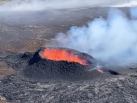 ISLAND STRAHUJE KAO NIKADA RANIJE: Svakog trena očekuje se erupcija vulkana, evakuisan cijeli jedan grad (VIDEO)