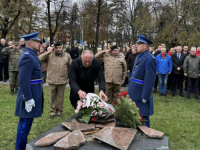 MINISTAR ODBRANE BiH ZUKAN HELEZ DAN DRŽAVNOSTI BiH OBILJEŽIO U BUGOJNU: Naša obaveza je razvijati BiH i graditi njenu budućnost