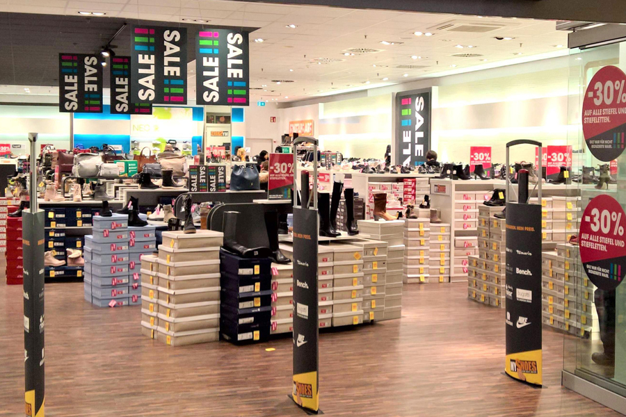 NJEMAČKI GIGANT U VELIKIM PROBLEMIMA Deichmann zatvara 28 prodavnica i