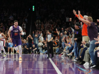 ZA 28 MINUTA PROVEDENIH NA PARKETU: Novi double-double Jusufa Nurkića, 24 poena i 15 skokova (VIDEO)