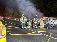 TESLA U PLAMENU: Za gašenje električnog auta potrošili su više od 135.000 litara vode (VIDEO)