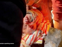 ČUDA SE DEŠAVAJU: Nakon izraelskih napada spasioci rukama kopali i iz ruševina izvukli živu bebu na jugu Gaze (VIDEO)