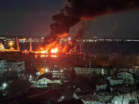 JEDAN OD NAJCRNJIH DANA ZA RUSE OD POČETKA RATA: Ogroman broj mrtvih, nestalih i ranjenih u munjevitom napadu na desantni brod (VIDEO)