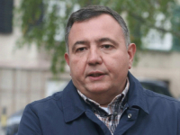 BEOGRADSKI ANALITIČAR DRAGOMIR ANĐELKOVIĆ: 'Vučić najavljuje izbornu krađu 17. decembra!'