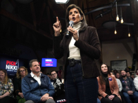 OVA ŽENA BI MOGLA POREMETITI PLANOVE DEMOKRATA I REPUBLIKANACA: Amerikanci ne žele ponavljanje dvoboja Trumpa i Bidena