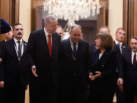 ERDOGAN DOPUTOVAO U ATINU: 'Vjerujem da je ovo prilika za novi početak u odnosima Grčke i Turske'