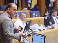 ĐONLAGIĆ NE MOŽE DA VJERUJE: 'SNSD i HDZ su opet preveslali Trojku u procesu usvajanja zakona!'