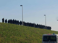 DRAMA UOČI DEBRIJA U HRVATSKOJ: Policija spriječila okršaj navijača Dinama i Hajduka? (FOTO)
