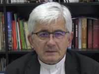 PAPA FRANJO PRIHVATIO ODREKNUĆE MONS. FRANJE KOMARICE: Don Željko Majić imenovan banjalučkim biskupom