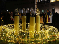NAJAVLJEN ŠAROLIK I BOGAT PROGRAM: Paljenjem prve svijeće počeo Advent u Mostaru