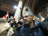 DRAMATIČNI PRIZORI IZ BEOGRADA: Situacija na protestima sve napetija, očekuje se vanredno obraćanje Vučića