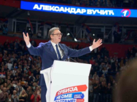 KORISNICI DRUŠTVENIH MREŽA SU OVO DOBRO PRIMIJETILI: Vučićeva gestikulacija podsjeća na jednu LOŠU I ZLU historijsku ličnost, evo i koju.. (VIDEO)