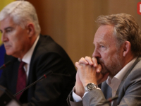 DA LI ĆE, SA JOŠ PET STRANAKA, U FORMIRANJE NOVOG SAZIVA KRENUTI BEZ ČOVIĆEVOG HDZ-a?: Vrh SDA danas u Sarajevu odlučuje o...