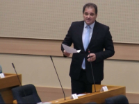 POVIŠENI TONOVI VUKOTE GOVEDARICE REPRODUCIRANI IZNAD SKUPŠTINSKE KLUPE: 'Ovakav zakon kao da je pisala neka vlada sa Baščaršije' (VIDEO)