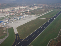ZBOG JAKIH UDARA VJETRA: Otkazano nekoliko letova sa sarajevskog aerodroma