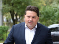 NENAD STEVANDIĆ NE SMIJE DA STANE: 'Kome biste ostavili svoje dijete, Aleksandru Vučiću ili njegovim oponentima?'