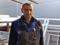 ZBOG SUDE IZ BUGOJNA GORE DRUŠTVENE MREŽE: Pronašao novčanik prepun para, odmah znao šta treba da uradi (VIDEO)