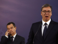 PROCURIO SNIMAK NA KOJEM PJEVAJU 'VUČIĆU, PE**RU': Žestok obračun između Vučića i Dačića, predsjednik Srbije u očaju snimak objavio na Instagramu...