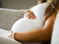 TRAGIKOMEDIJA U BH. BOLNICI: Porodilja htjela da se istušira, čistačica pored nje skupljala vodu plahtama jer je kapala po glavi Uprave na spratu ispod