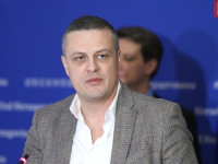 SUNCE IZNAD BANOVIĆA, PONOVO: Vojin Mijatović promovirao svog prijatelja Mirsada Kukića, osobu sa američke 'Crne liste', u borca protiv korupcije!