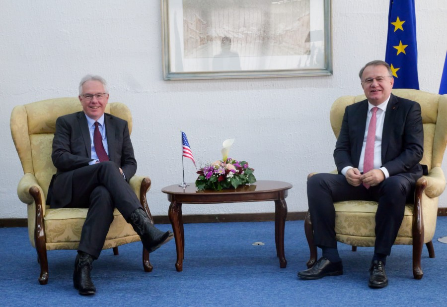 PREMIJER NIKŠIĆ O AMERIČKOM AMBASADORU: ‘Diplomata osebujnog stila koji se ne ustručava stvari nazivati pravim imenom’