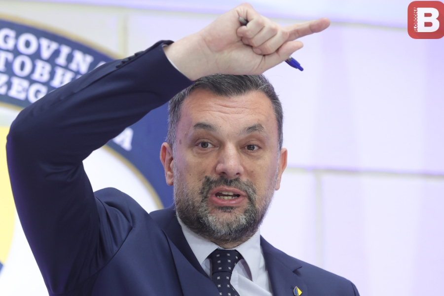 KONAKOVIĆ O KOMŠIĆU: 'Šokiran sam da se on čudi što sam ja prenio ono što  on pokazuje da misli' | Slobodna Bosna