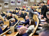 BURNO U SARAJEVU: Sjednica Predstavničkog doma Parlamenta FBiH, umjesto o predloženoj odluci, odluka o...