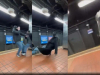 JEZIVO UBISTVO U METROU: Usred tuče muškarac pao pod voz (VIDEO)