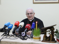 BANJALUČKI BISKUP EMERITUS KOMARICA: 'Zlosretni, nametnuti nam rat nepopravljivo je oštetio cijelu moju biskupsku zajednicu'