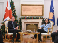 MINISTAR DAVID CAMERON U POSJETI PRIŠTINI: Velika Britanija će pomoći Kosovu da ga priznaju i druge zemlje