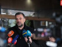 ELMEDIN KONAKOVIĆ TVRDI: 'Siguran sam da će Schmidt djelovati ako ne dođe do izmjena izbornog zakona'