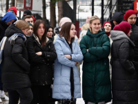 STUDENTI U SARAJEVU PROTESTUJU ZBOG LOŠIH USLOVA U DOMOVIMA: Upozoravamo Vladu da konačno reaguje (FOTO)