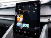UMJETNA INTELIGENCIJA POSTAT ĆE DIO ANDROID AUTA: Osmišljena kako bi omogućila vozačima da 'ostanu usredotočeni na cestu', a da istovremeno dobno mogu...