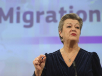 EVROPSKA KOMESARKA ZATRESLA EU: 'Moramo povećati broj legalnih migranata...!'