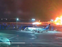 KAD SVE KRENE PO ZLU: Zapalio se putnički avion na aerodromu u Japanu (VIDEO)