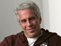 FBI NA SNAŽNOM UDARU JAVNOSTI: Traži se hitno objavljivanje stotina Epsteinovih dokumenata