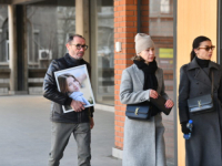 POTRESNI PRIZORI IZ BEOGRADA: Roditelji sa slikama ubijene djece došli na suđenje ocu i majci Koste K.