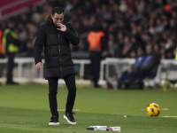 LAPORTA JE SVE TANJIH ŽIVACA: Jesu li legendarnom Xaviju odbrojani dani na klupi Barcelone?