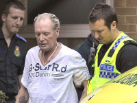 PRIZOR KOJI SLAMA SRCE: Legendarni fudbaler zatečen na ulici ispred jeftinog hotela, bio je bez novca i potpuno slomljen...