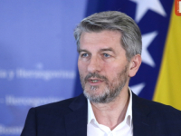SUTRA OSNIVAČKA SKUPŠTINA: Mehmedović ozvaničio osnivanje nove stranke, otkrio i kako će se zvati