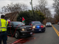 'SRAM TE BILO': Aktivisti polili crvenom bojom Blinkenov automobil