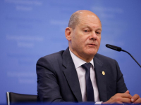 OLAF SCHOLZ NEMA NAMJERU MOĆNO ORUŽJE POSLATI UKRAJINI: 'Čudi me što neki ljudi po tom pitanju uopće ne mijenjaju...'