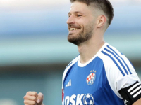 ZVIJEZDA DINAMA IZVRIJEĐALA BIVŠEG TRENERA SARAJEVA: Navijači oduševljeni, oglasio se i klub iz Maksimira…