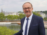 SEX SKANDAL TRESE FRANCUSKU: Medicinska pomoćnica snimkom ucjenjuje senatora!?