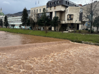 U BIH IZDATO NARANDŽASTO UPOZORENJE: Očekuju nas obilne padavine i jaki udari vjetra