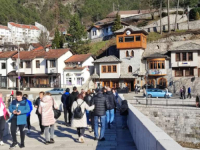 NEOBIČNI PRIZORI IZ BH. GRADA: Ulice pune turista, oglasila se Gradska uprava...