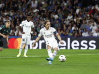 I LUKA MODRIĆ MOGAO BI POLETJETI PREMA SAUDIJSKOJ ARABIJI: Dobio je nevjerovatnu ponudu, a kakvu drugu?