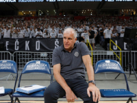 DRMA LI SE STOLICA NAJTROFEJNIJEM KOŠARKAŠKOM TRENERU U EVROPI: 'Bitno je da ima jasnu sliku...'