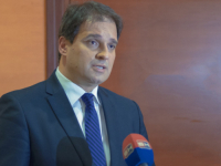 GOVEDARICA NIJE IZNENAĐEN IZJAVOM ORGANIZACIONOG SEKRETARA SNSD-a: 'To što kaže prestolonaslednik Dodik nije ni...'